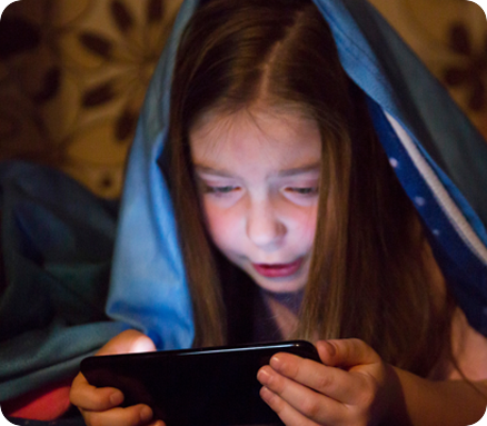 Salva i bambini dalla dipendenza dal porno